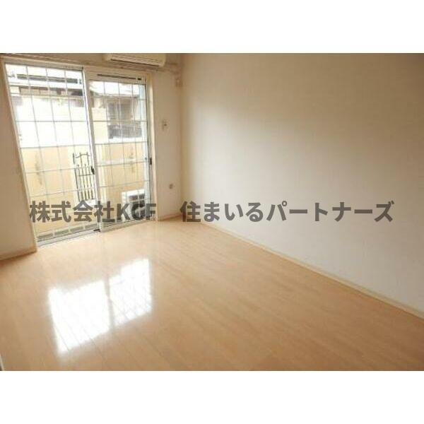 プライマリー久留米津福駅前の居間・リビング|リビングです