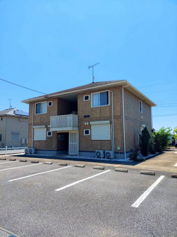 ロイヤルスクエア Aの駐車場