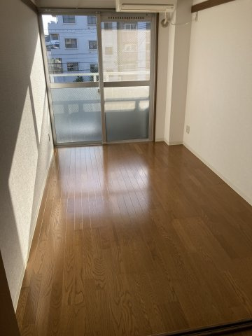【洋室】