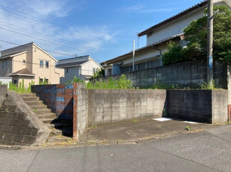 【外観】 | 木更津市清見台東　土地　木更津駅 | 清見台東　土地　木更津駅　駐車場と階段　