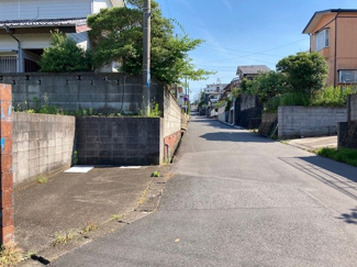 【前面道路含む現地写真】 | 木更津市清見台東　土地　木更津駅 | 清見台東　土地　木更津駅　東側道路北側から南側へ向かって撮影