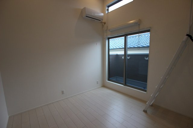 エルサチの居間・リビング