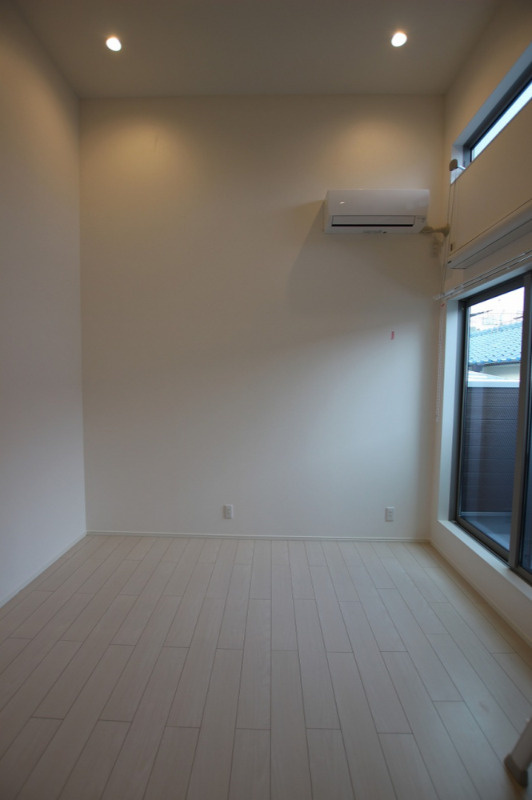 エルサチの居間・リビング