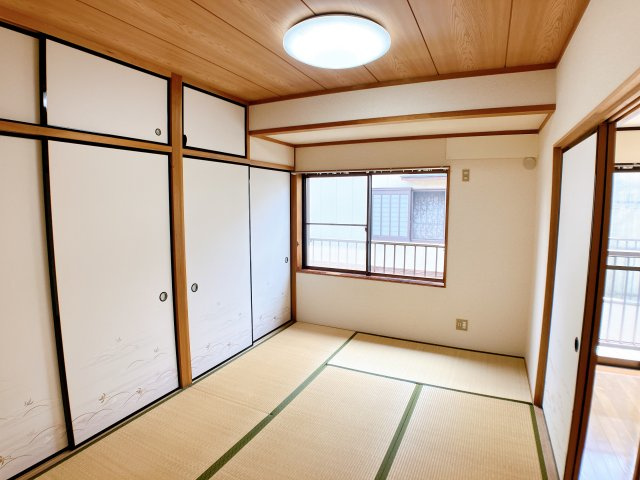 カサデ・ウィステリアの和室