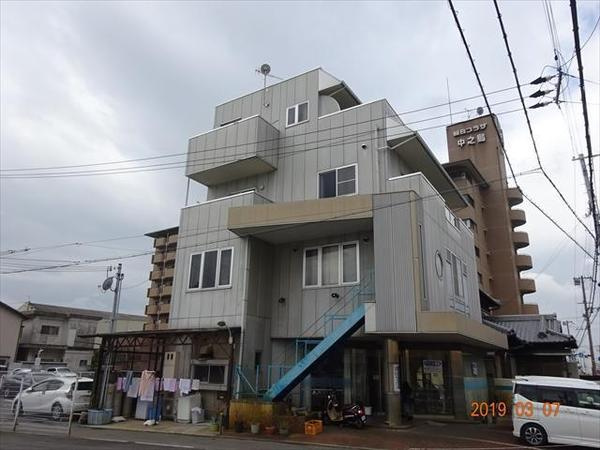 和歌山市中之島の店付住宅