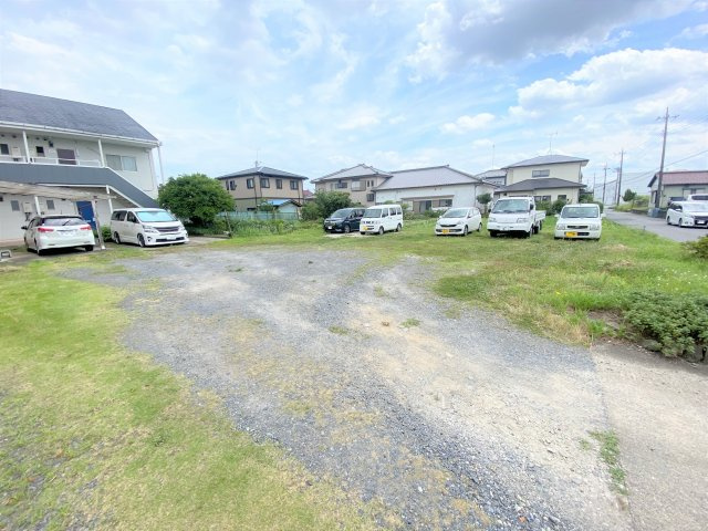 レピュート豊国の駐車場