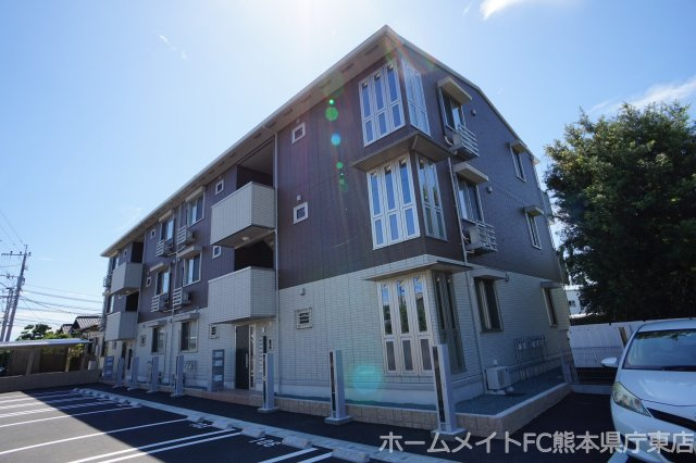 熊本市東区下南部１丁目のアパートの外観
