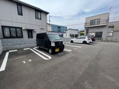 【駐車場】 | リヴェール中村
