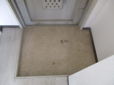 【玄関】 | グランビルド住之江公園