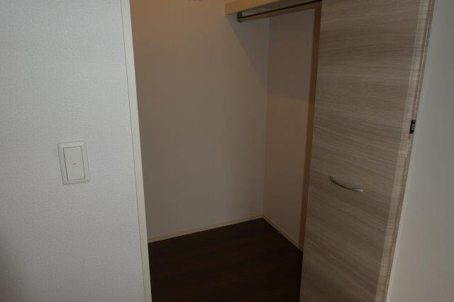 アステール白楽町の収納|ウォークインクローゼット