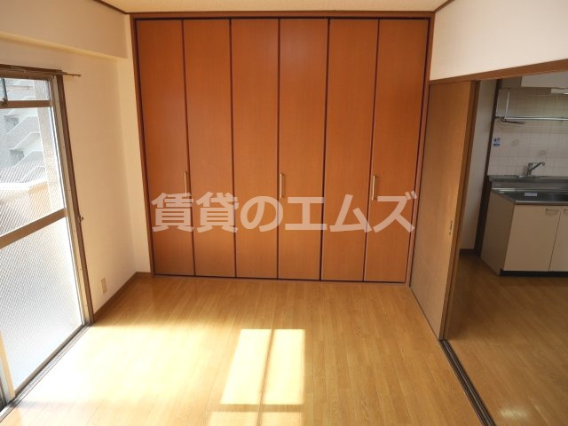 【洋室】 | 明永ビル | 明永ビルの洋室