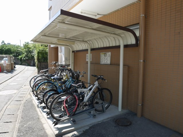 【設備】 | 明永ビル | 明永ビルの駐輪場