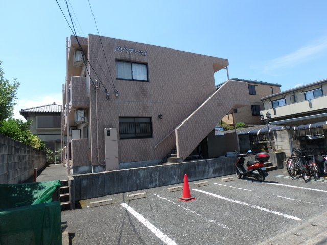 メゾンアソシエの外観