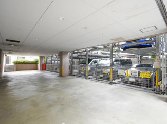 【駐車場】 | スペーシア三軒茶屋弐番館