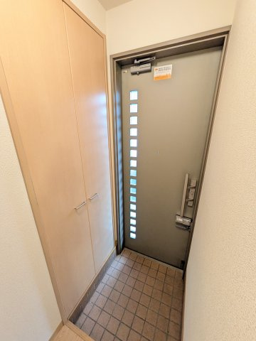 ディアコートの収納|同物件、同間取り、別号室の写真です