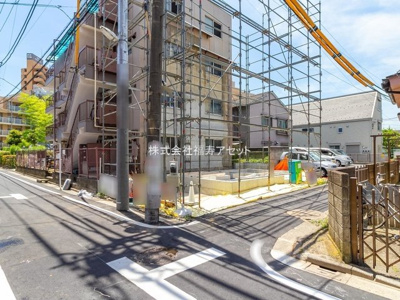 【前面道路含む現地写真】 | 葛飾区四つ木4丁目　新築分譲住宅　全1棟
