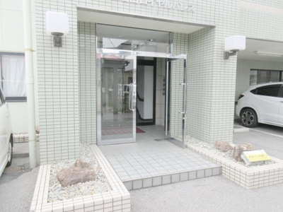 【エントランス】 | 東塙田ロイヤルパレス