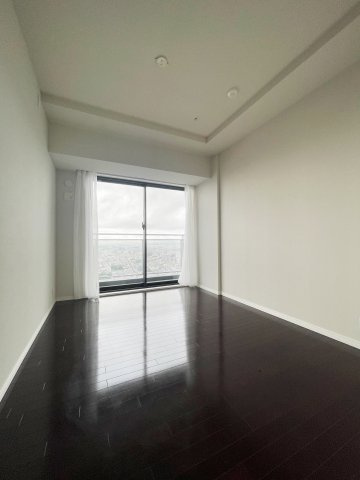 【洋室】 | サザンスカイタワーレジデンス 36F | ●各階クリーンステーション有り！LDに床暖房有り！