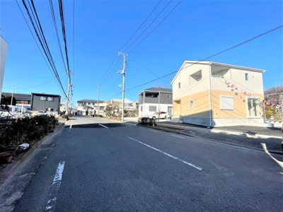 【前面道路含む現地写真】 | クレイドルガーデン土浦市中央第１（全２棟）