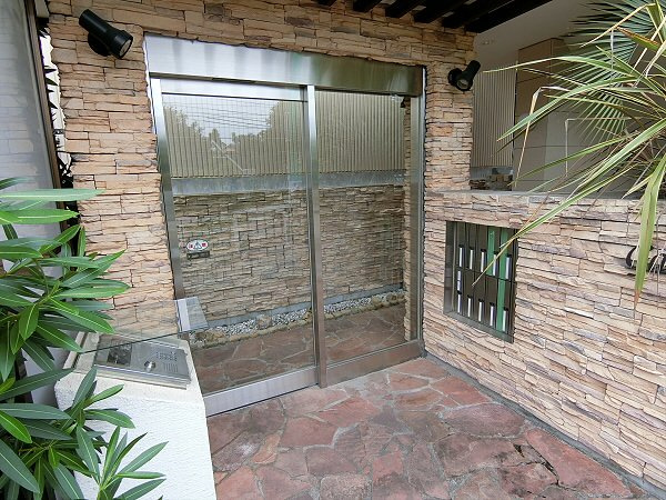 【エントランス】