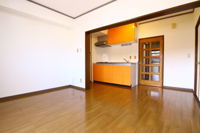 【居間・リビング】 | レジデンスエイト