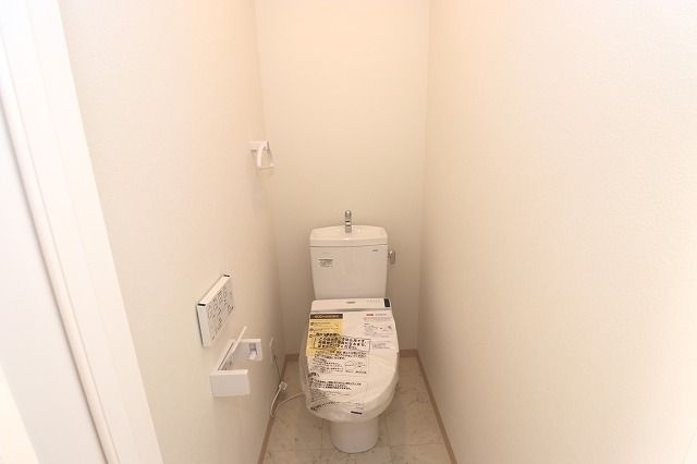 SORAのトイレ|シンプルで使いやすいトイレです
※反転の場合あり