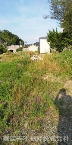 ５９０８１　山県市西深瀬土地の外観