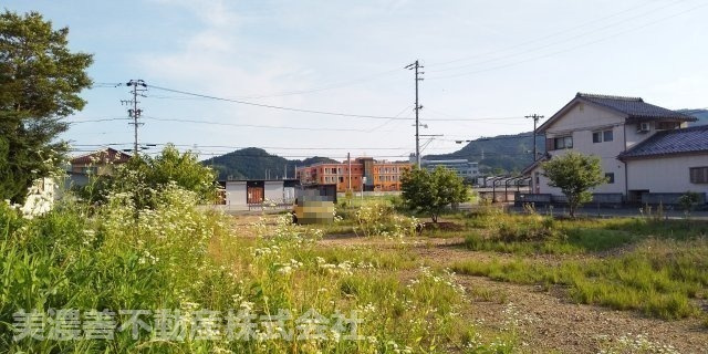 ５９０８１　山県市西深瀬土地の外観