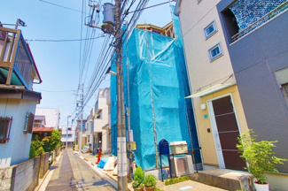 【前面道路含む現地写真】