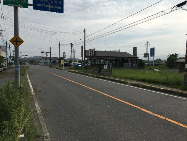 錦町上中田　売土地の前面道路含む現地写真