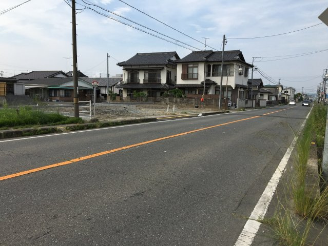 錦町上中田　売土地の前面道路含む現地写真