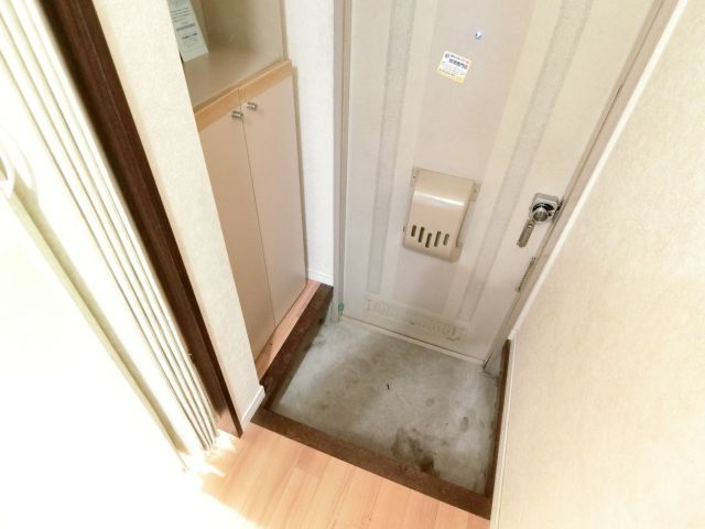 リバティハイツの玄関