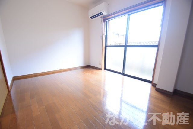 【寝室】 | 開放的な寝室です