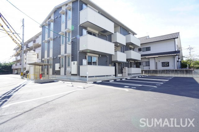 熊本市南区日吉２丁目のアパートの駐車場