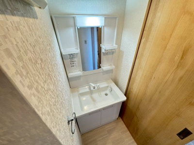 【独立洗面台】 | T・ファミール箕面