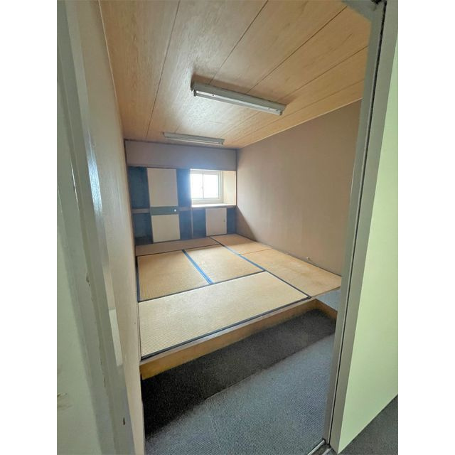 岐阜タバコ会館の内装