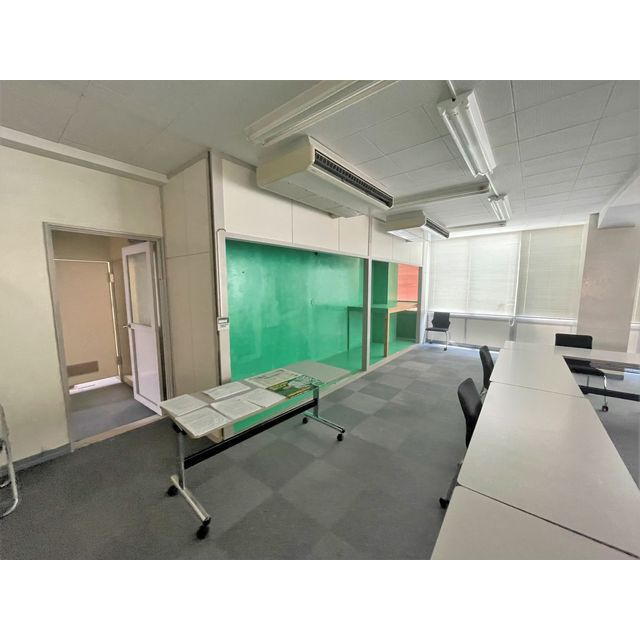 岐阜タバコ会館の内装