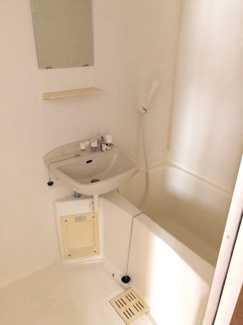 【浴室】 | プラムハイツ | 日々の疲れを癒すお風呂付です