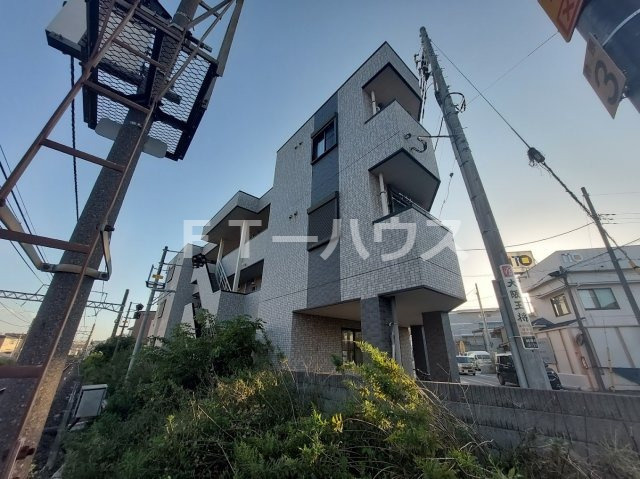 ウイングテラス前原　３０７の外観