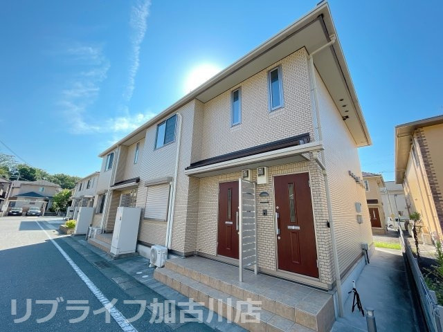 ザ・ニューブライト大島の外観