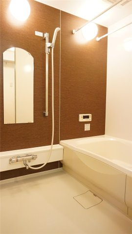 ＢＥＬ ＡＭＥＲ　(ベル アメール)の浴室