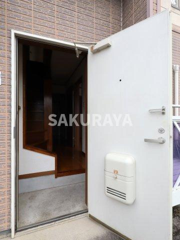 ピアタウン毛野２の玄関|2024年撮影。現況と異なる場合があります。