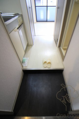 クレセント都島の玄関