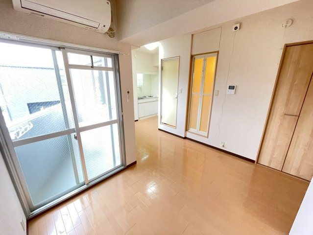 19サンライズ上小阪の居間・リビング