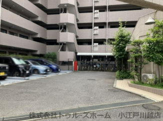 【駐車場】 | 敷地外にも近隣に駐車場あります。