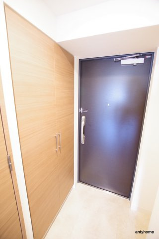 プランドール新大阪PARKレジデンス　仲介手数料無料の玄関
