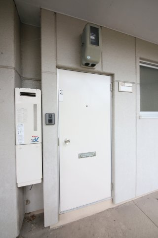エル浅井の玄関
