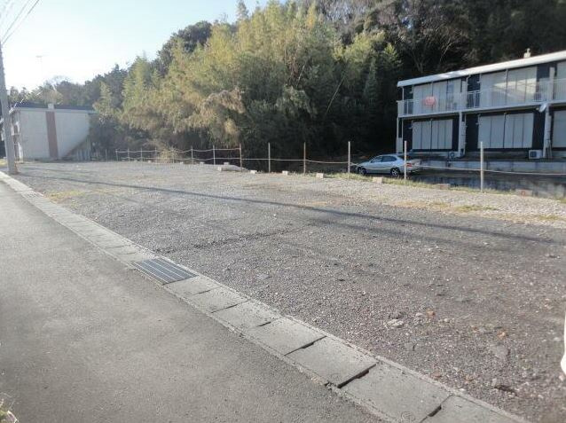 貸駐車場の外観