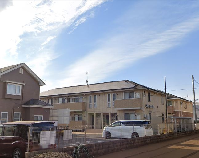 羽村市緑ヶ丘４丁目のアパートの外観