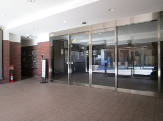 【エントランス】